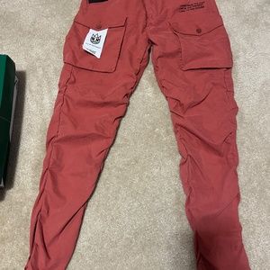 BRAND NEW Cult of Individuality Cargo Pants, size 32